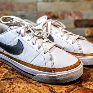 Nike White and Gold Men's Sneakers